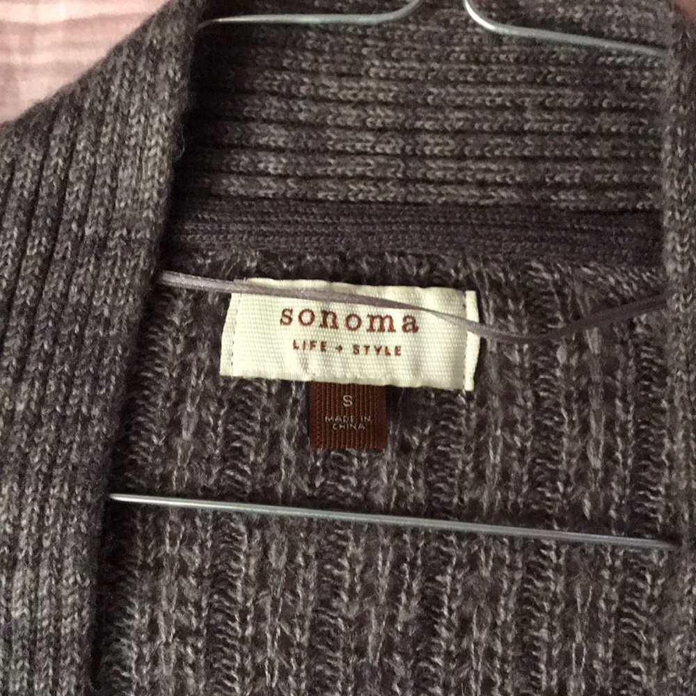 Cardigan - Picture 2 of 3